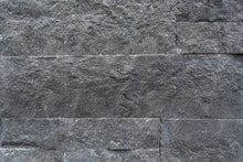 Carica l'immagine nel visualizzatore di Gallery, Belgian Blue Stone