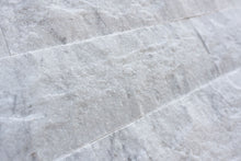 Carica l'immagine nel visualizzatore di Gallery, Bianco Carrara