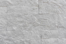 Carica l'immagine nel visualizzatore di Gallery, Botticino